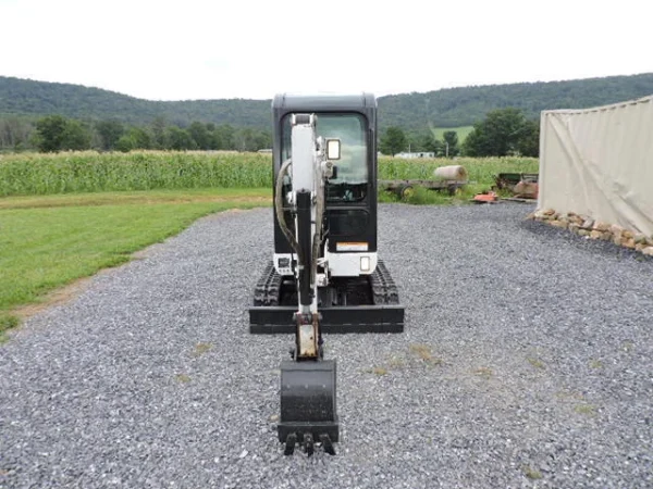 Mini-Pelle Compacte Bobcat 322G, 2005, 1,6T