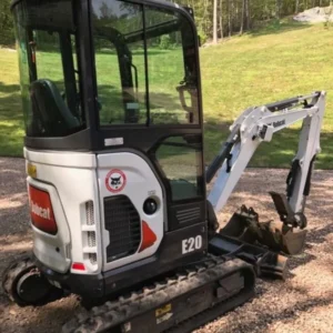 Mini Pelle Bobcat E20 - 2015 - 1,8 Tonnes