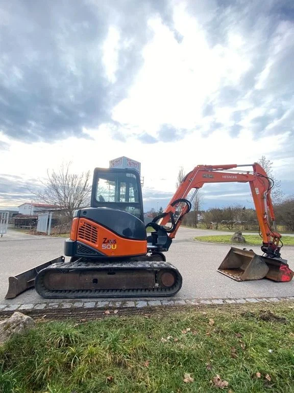 Mini Pelle HITACHI ZX50 - 2009 - 4,5 T