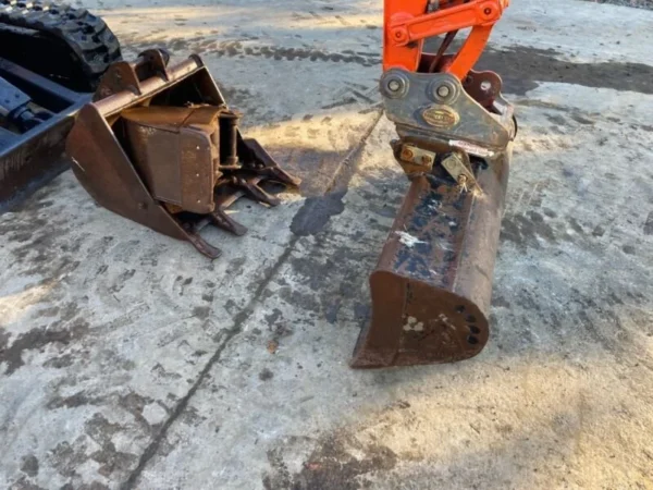 Mini Pelle Kubota U27-4, 2015, 2,6T