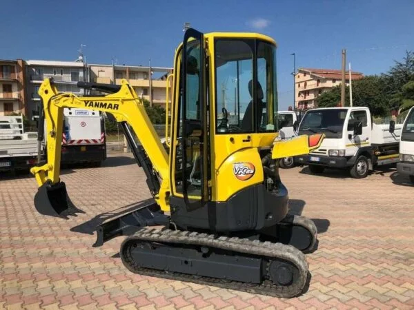 Mini Pelle Yanmar VIO 25.3 + 4 Godets + Remorque - 2,6 T - 2007